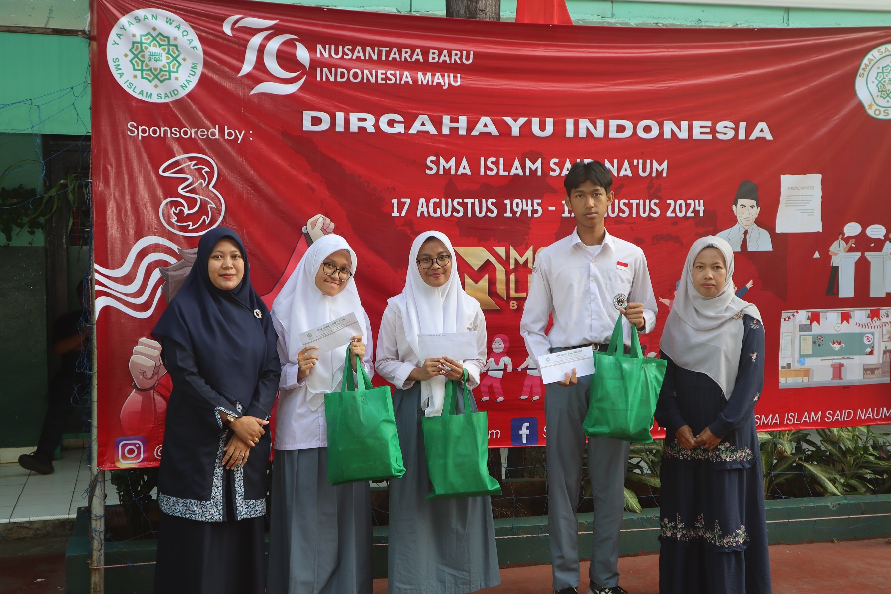 Banner SMA